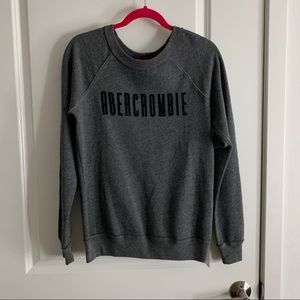 NWOT ABERCROMBIE & FITCH DARK GRAY SWEATER!